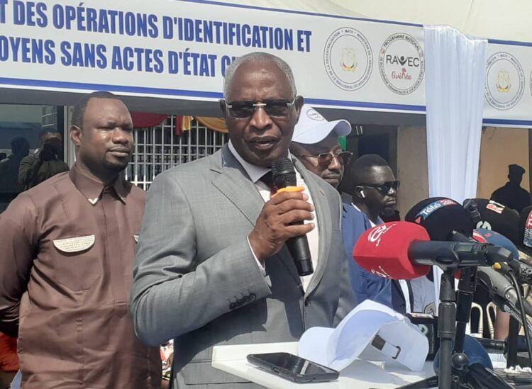 Matoto: Amadou Oury Bah lance les opérations d’identification et de régularisation des citoyens sans actes d’état civil